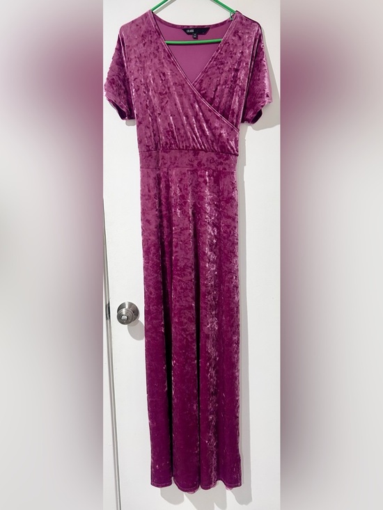 LuLaRoe Dresses & Skirts - NWOT Velvet Maxi Noelle Dress in Pink Plum - Short Sleeves
